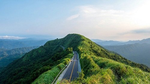 Road Trip Safety Tips