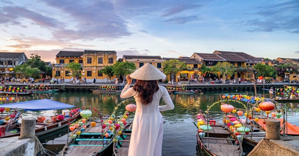 Best 2 Week Vietnam Itinerary: Complete Guide, Tips & Map (2025)