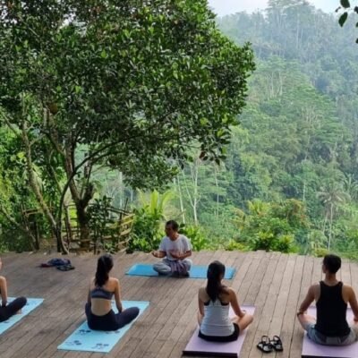 The Ultimate Guide to Yoga Retreats in Bali (2025): Locations, Prices & Reviews